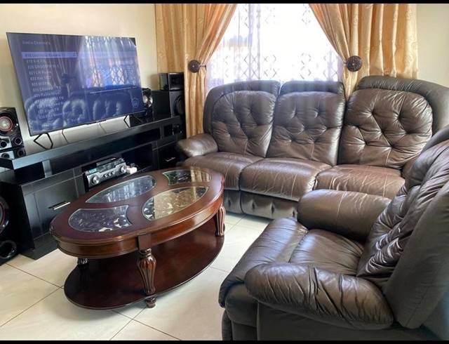 3 BEDROOM HOUSE FOR SALE IN QUEENSTOWN CENTRAL